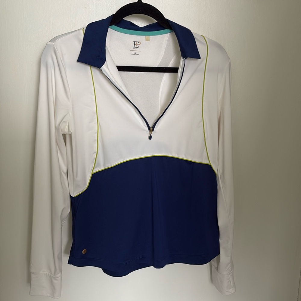 Women’s Lightweight Pullover